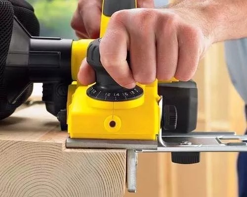 Cepillo Garlopa Electrico Stanley 750w 82mm Stpp7502 - Tyt - Imagen 5