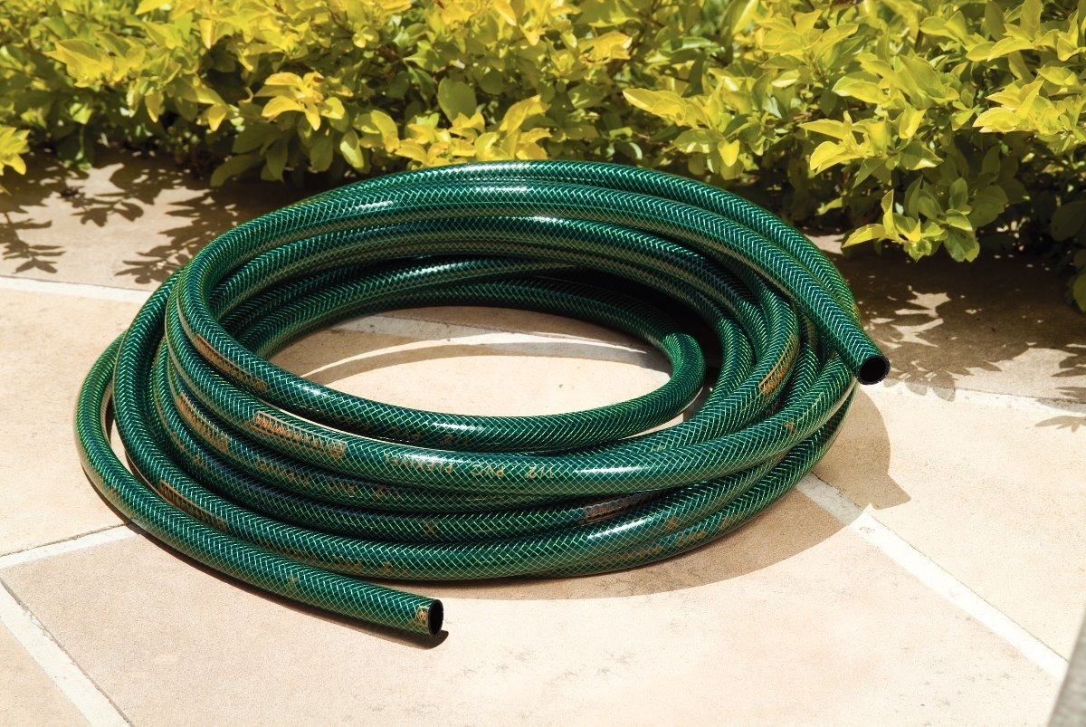 Manguera De Riego Con Malla 3/4 Tramontina 50 Mts Kirkor Ref - Imagen 2