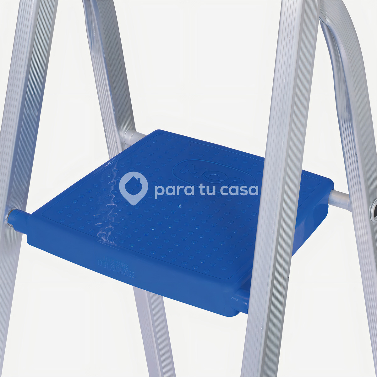 Escalera De Aluminio Tijera 6 Escalones Mor Plegable 5104 Base Antideslizante, Traba De Seguridad. Ultimo Escalon Como Plataforma Y Soporte De Aluminio Para Sujetarse - Imagen 12