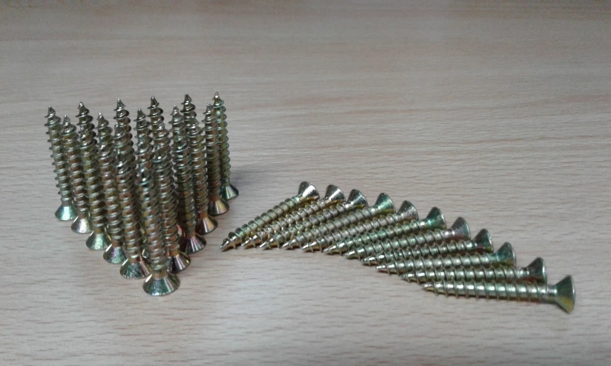 Tornillo Para Madera Phillips 4 X 40 100 Unidades - Tyt - Imagen 3