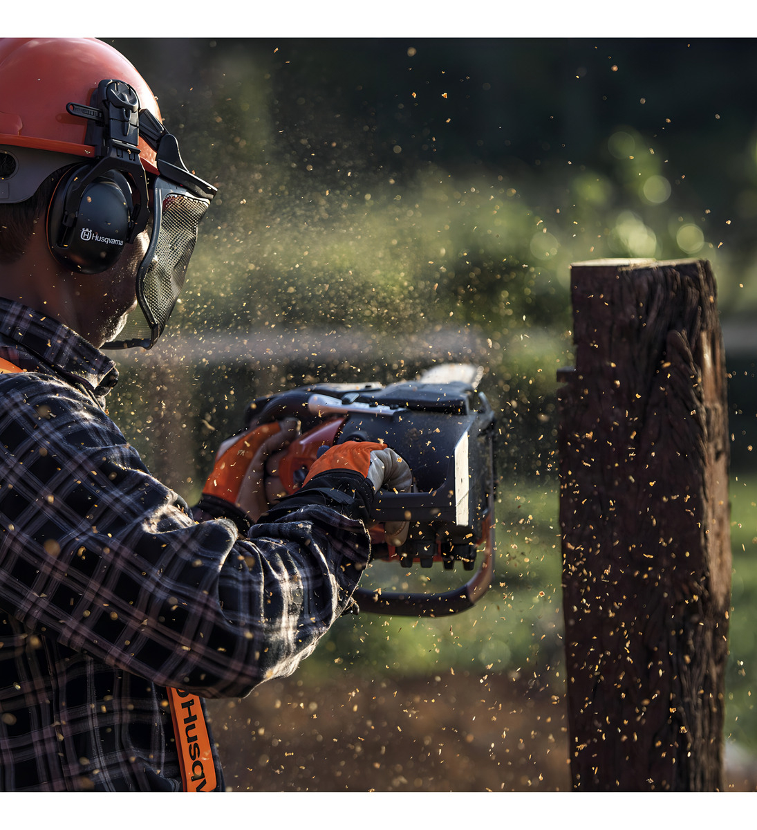 Motosierra A Nafta Husqvarna Gasolina 35cc Naranja/negro 120 1.959hp - Imagen 3