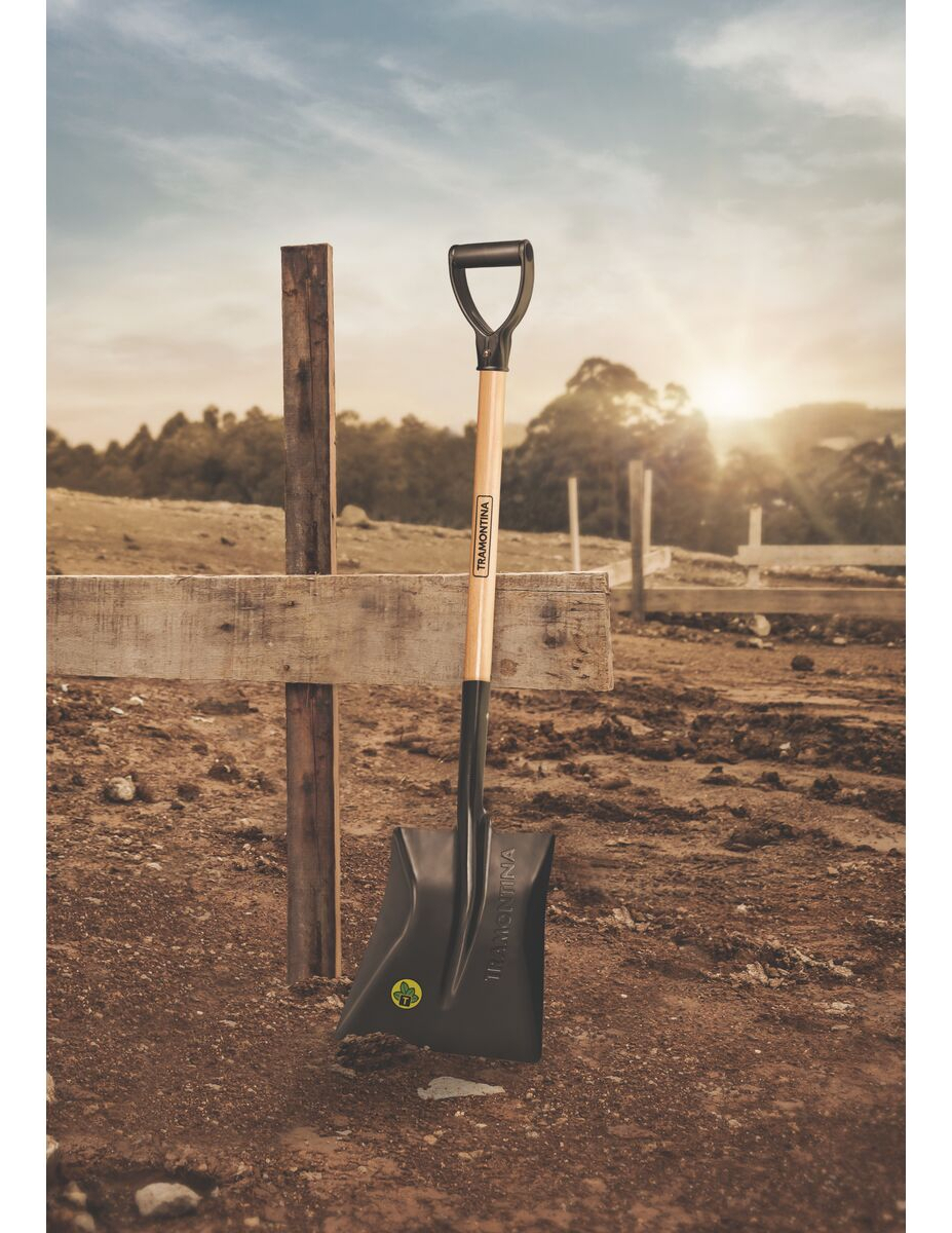 Tramontina (77417/424) Pala Cuadrada C/mango De Madera 71 Cm Negro - Imagen 4