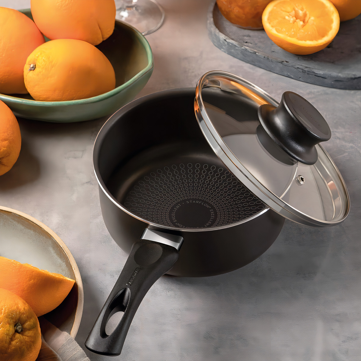 Juego Batería Ollas 5 Pzas Tapa Vidrio Paris + Tramontina LG Color Negro - Imagen 2