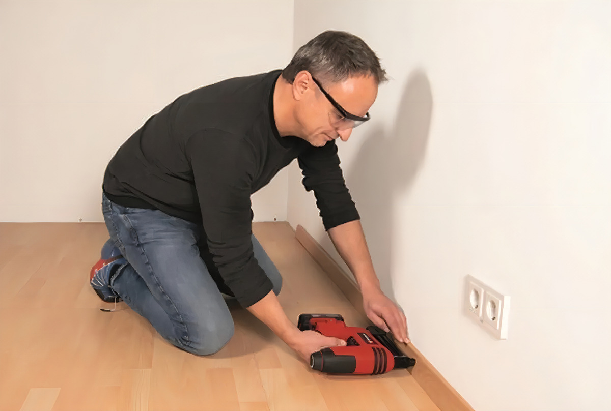 Clavadora Grapadora Einhell 18v Sin Bat/carg Kirkor - Imagen 4