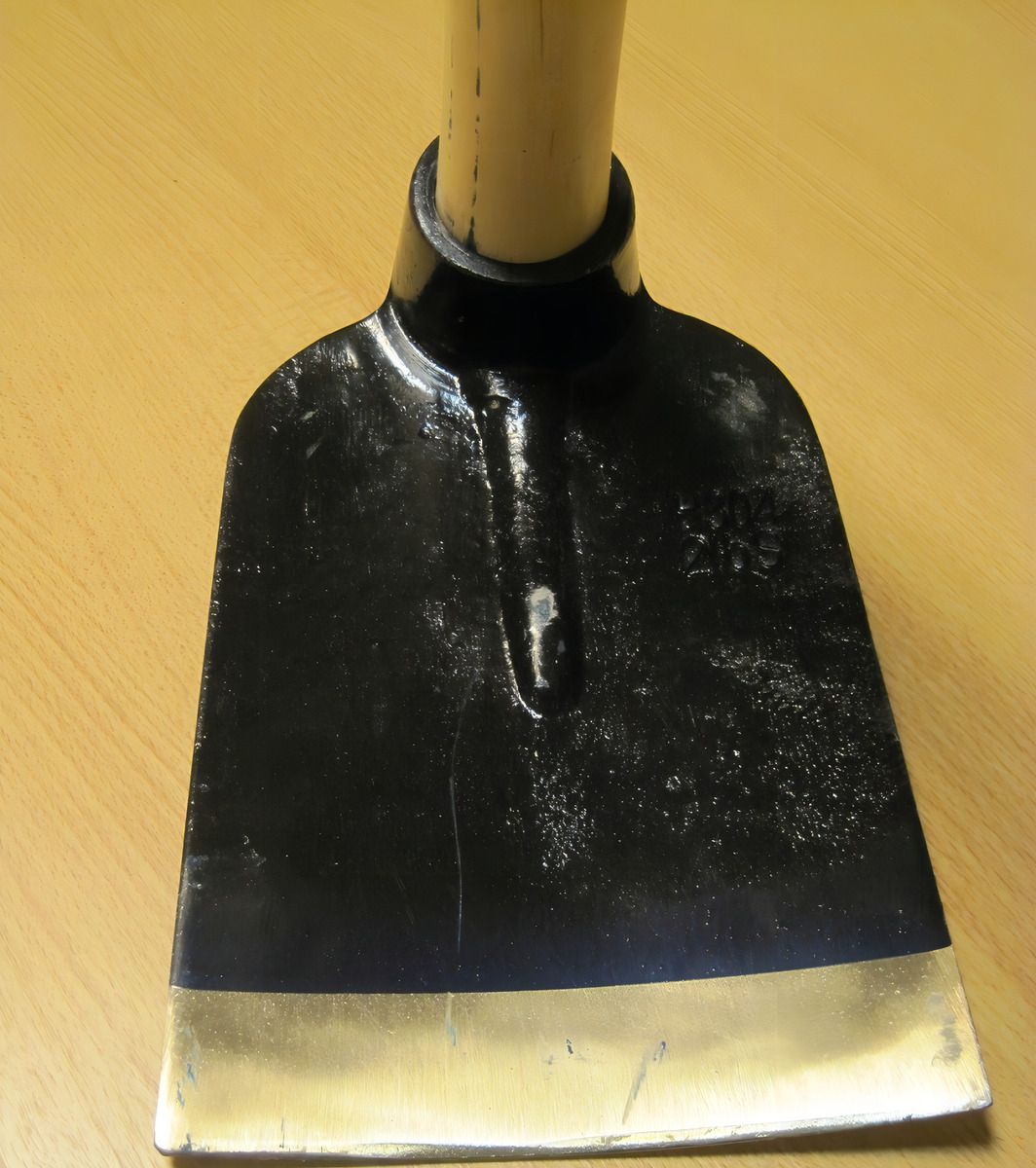 Azada Equus Hierro Forjado 2lbs. Excelente Calidad - Imagen 6