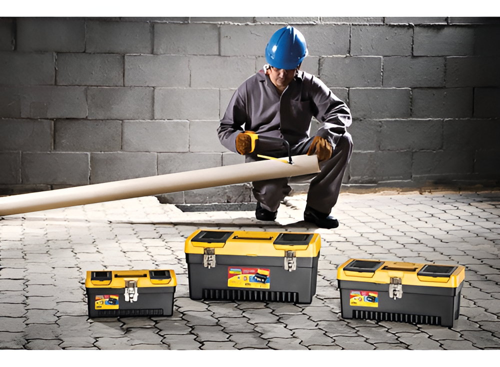 Caja Plástica Para Herramientas 17'' Tramontina Color Negro - Imagen 3