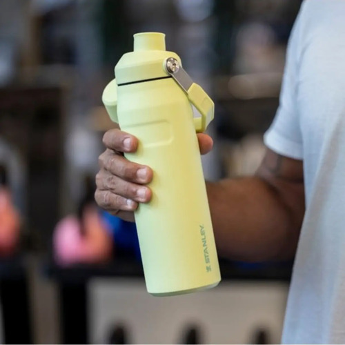 Botella Térmica Aerolight Fast Flow Stanley Citron | 710 Ml - Imagen 6