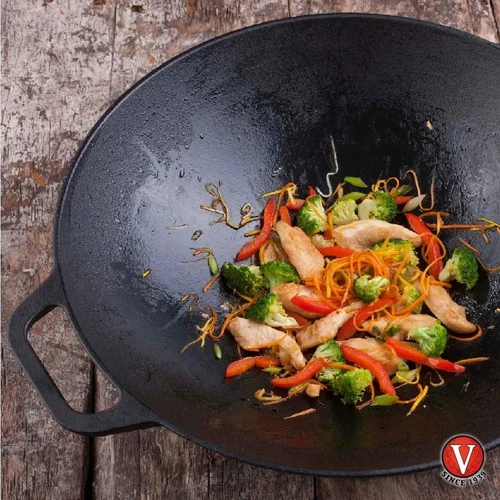 Sarten Wok 14 De Hierro Fundido Esmaltado Victoria Color Negro - Imagen 6
