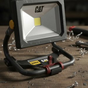 Foco Led 18v Cat Caterpillar Sin Bat Ni Carg