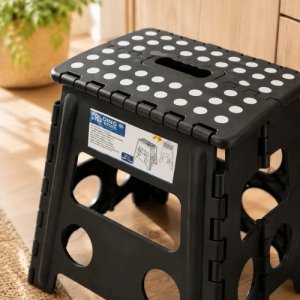 Banqueta Banco Plegable Escalera Plastico Reforzado 32 Cm Negro