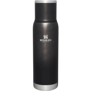 Termo Adventure To Go 750ml Stanley Botella Aventureros Color Charcoal