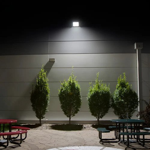 Foco Reflector Led Exterior 200w Con 1 Año Negro Blanco Frio - Imagen 4