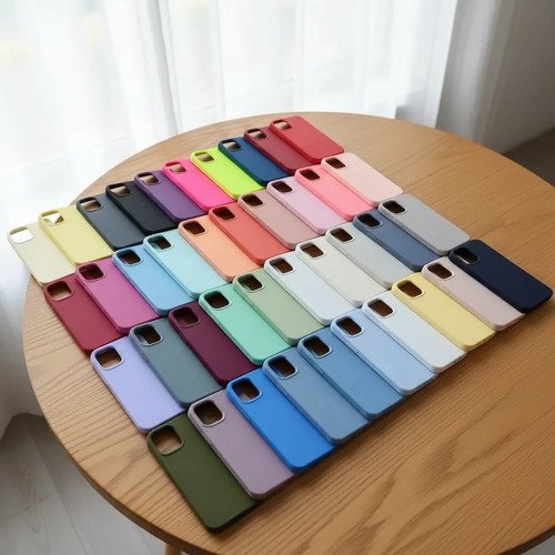 Funda De Silicone Case Para iPhone 13/14/14pro/15/15pro -tyt Negro Lisa - Imagen 4